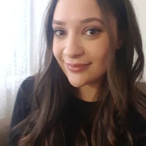 Meet your Posher, Alexandra